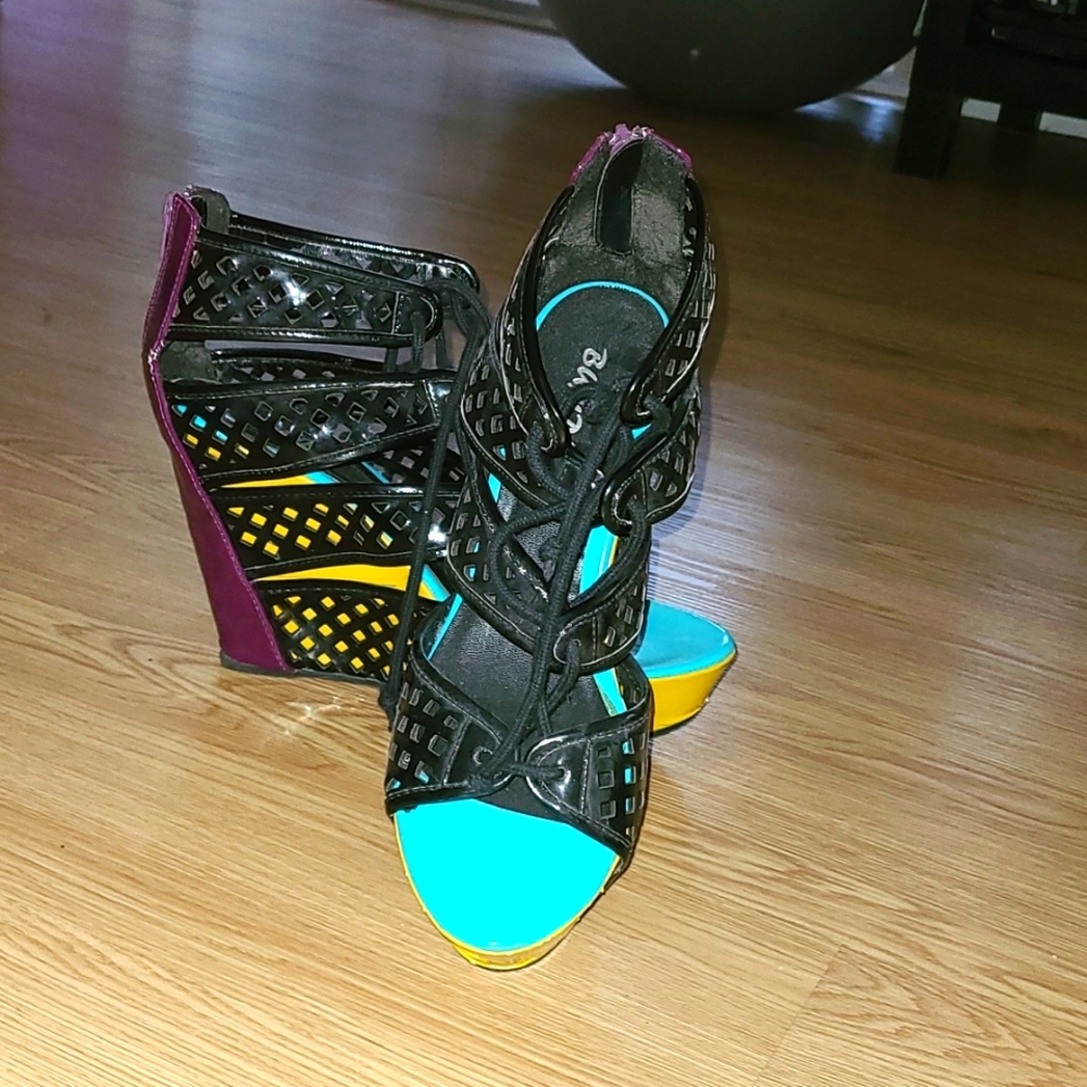 Wedge sandals